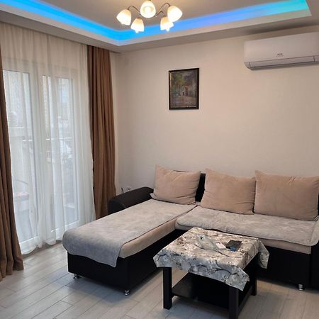 Id Apartments Tivat Eksteriør billede