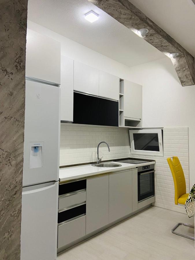 Id Apartments Tivat Eksteriør billede
