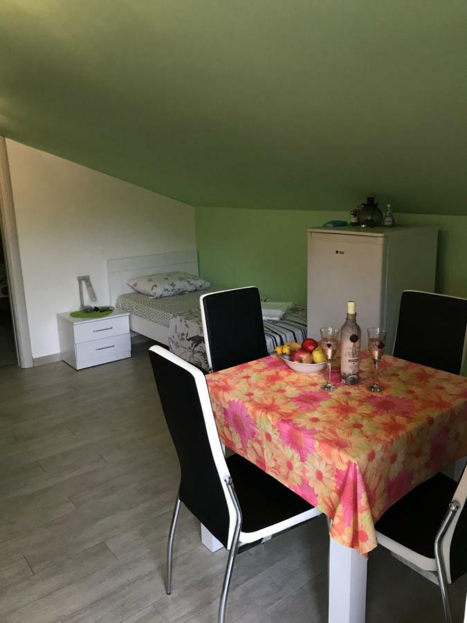 Id Apartments Tivat Eksteriør billede
